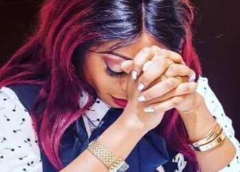 La chantre gospel Ida Moulacka  demande pardon à la communauté chrétienne pour son infidélité