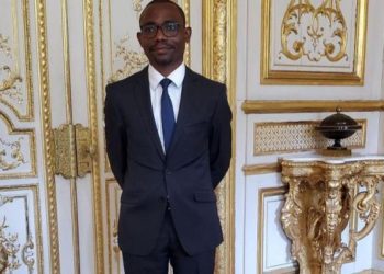 Relations France-Afrique : l’économiste gabonais Mays Mouissi seul invité du pays à l’Elysée