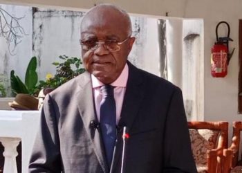 Jean Eyeghe Ndong rejoint lui aussi le camp du pouvoir d&rsquo;Ali Bongo Ondimba