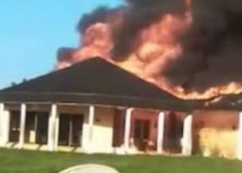 Barro Chambrier condamne l’acte d’incendie du domicile de Lemboumba Lepandou