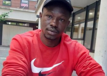 Mamadou Gassama le héros de 2018 de Paris tombé en disgrâce en France
