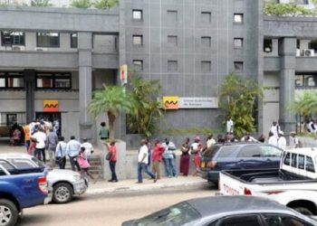 L'Union gabonaise de banque (UGB) a décidé de mettre sur pied la taxe sur les retraits de ses clients