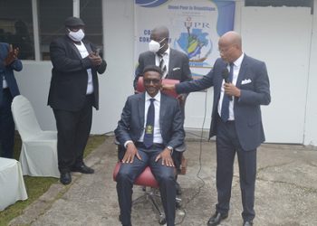 Gervais Oniane installé dans son poste de président de l'Union pour la République par Me Charles Henri Gey comme vice-président