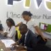50 Start-ups incubées à la SING aucune ne prend son envol, Ariane Akeret (à guche) et Jean Claude Birama Ndiaye (à droite), tous les deux assis