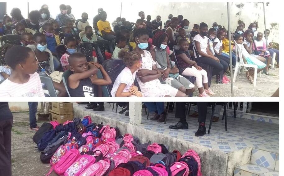 Cérémonie de remise des kits scolaires aux enfants du Département Komo-Océan par Fabrice Moret 