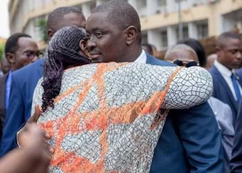 Justin Ndoundangoye alias la Okulu Solution ce jour devant la barre dans le cadre de l'opération anticorruption Scorpion