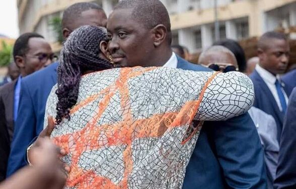 Justin Ndoundangoye alias la Okulu Solution ce jour devant la barre dans le cadre de l'opération anticorruption Scorpion