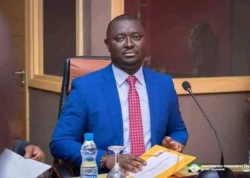 Le procès de l'ancien ministre des TP, Justin Ndoundangoye, alias Okulu la Solution, ajourné au 26 novembre prochain