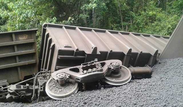Déraillement du train marchandises de la Setrag, suspension et reprise du train ce samedi 13 novembre 2021