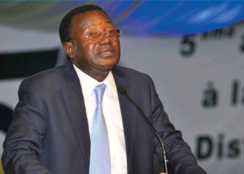 Max Anicet Koumba a retiré la notification de suspension jusqu'à nouvel ordre du Rassemblement de Gaullois au ministère de l'Intérieur