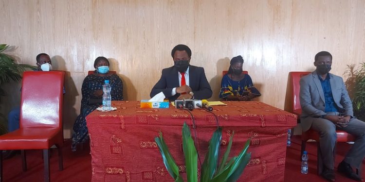 Le Coordonnateur de l'OCP, le Révérend Prophète Max Alexandre Ngoua interpellant les autorités à revoir les mesures gouvernementales à l'origine de la fracture sociale
