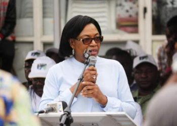 Paulette Missambo candidate à la présidence de l'UN lors du renouvellement des instances dirigeantes du parti