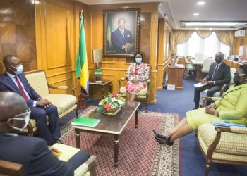 Le Premier ministre Rose Christiane Ossouka Raponda recevant en audience le nouveau représentant-résident du FMI au Gabon