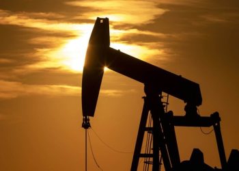 Le secteur pétrolier menace de faire grève contre les mesures anti-Covid-19