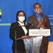 Le PM Rose Christiane Ossouka Raponda lors d'une conférence de presse à faire plaisir au deiffer