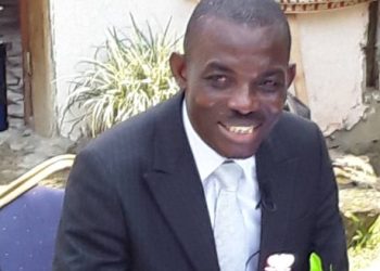 Le Dr Morgan Nze lors de son allocution sur le plaidoyer de la Coalition des hommes de Dieu engagés pour l' allègement des mesures anti-Covid-19