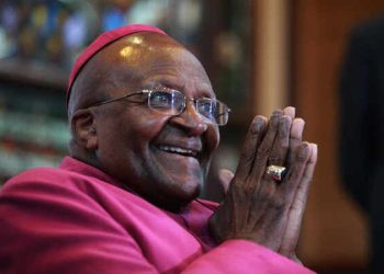 L'icône de la lutte anti-apartheid et prix Nobel de labPaix 1984, l'archevêque anglican sud-africain Desmond Tutu est décédé ce 26 décembre à l'âge de 26 ans