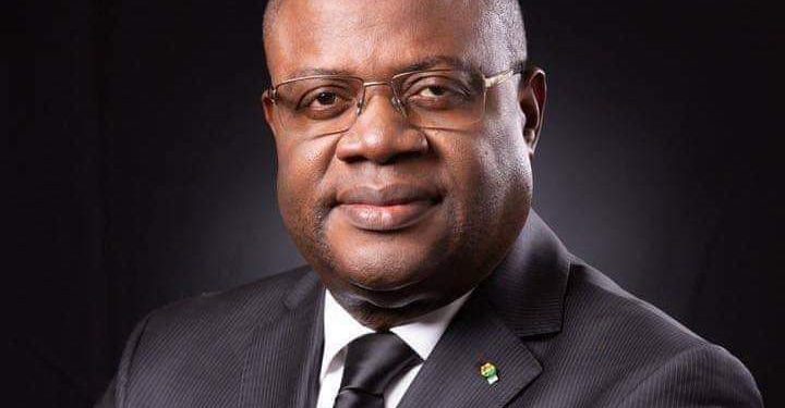 Geoffroy Foumboula Libeka un des acteurs de la société civile demande la démission du ministre de l'Education nationale, Patrick Daouda Mouguiama dans une lettre ouverte