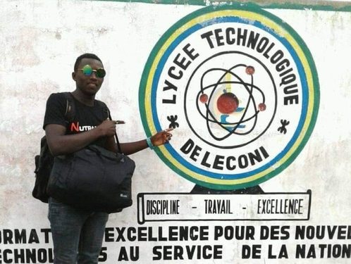Les enseignants du Lycée Technologique de Leconi ont dit NON au ministre de l'Education nationale Mouguiama Daouda quant à la validation du 1er trimestre de l'année scolaire 2021-2022