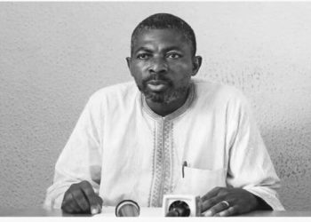 Jean Ping rend hommage au leader syndicaliste Louis Patrick Mombo décédé le mardi 30 novembre 2021 à Libreville