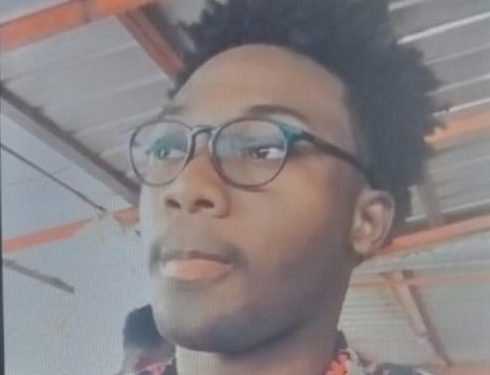 Evans assassiné par son ami amoureux de sa petite amie