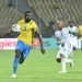 Le Gabon bloque le Ghana en arrachant le score nul, ici Bruno Ecuelé Manga et le capitaine des Black Stars Ayew
