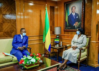 Le président du CESE, René Ndemezo’o chez le PM Rose Christiane Ossouka Raponda pour parler de l'organisation de la session ordinaire annuelle du CESE