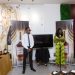 L'artiste Rodzeng et Nancy Ngady, la Coordinatrice marketing de Garep lors de l'avant-première du clip «Nang pas» à la Cave de Jonas