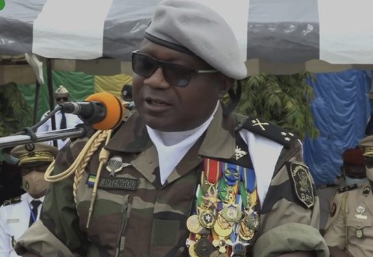 Le chef d'Etat-Major des Forces Armées gabonaises le Général Yves Ditengou limogé par le ministre de la Défense nationale Michael Moussa-Adamo en l'absence du décret de nomination de son successeur