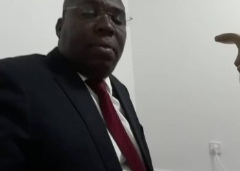 Steeve Yondzi, le Président du cercle de réflexion Afrique Dignité considère que la France de la 5e République de De Gaulle se nourrit de coups d'état et n'a aucune liaison à donner au Mali