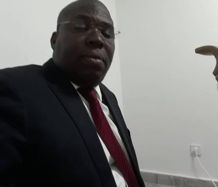 Steeve Yondzi, le Président du cercle de réflexion Afrique Dignité considère que la France de la 5e République de De Gaulle se nourrit de coups d'état et n'a aucune liaison à donner au Mali