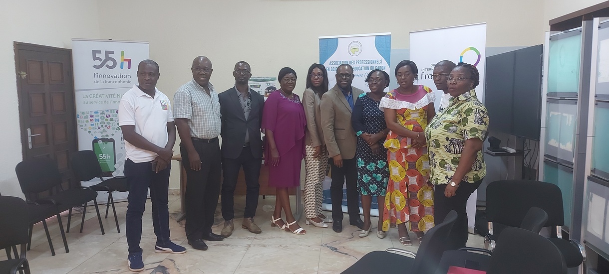 Photo de famille REPAC-OIF, UGECF et APSEG pendant la Journée récréative francophone