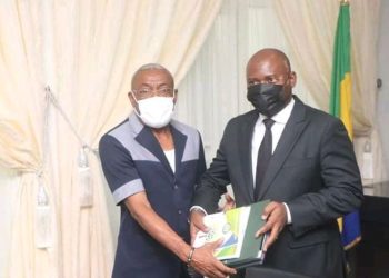 Passation de charges entre Éric Dodo Bounguendza et Steeve Nzegho Dieko comme SG