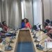 La Coordinatrice de la Cellule Genre et Handicap Virginie Mounanga au fond de la table avec les femmes handipreneures à la quête de l'autonomie réelle