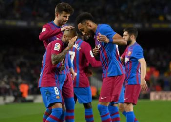 L'entraîneur du FC Barcelone Xavi fait les éloges d'Aubameyang comme un cadeau du ciel
