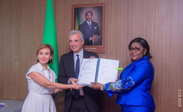 Signature du prêt de soutien budgétaire de la France au Gabon
