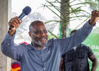 Le candidat du Gabon Nouveau pour la présidentielle de 2023 le président leader Mike Jocktane en opération de charme dans la Ngounié @Equipe Mike Jocktane
