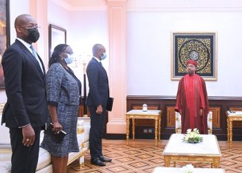 La CNSS et la CNAMGS en quasi faillite, Ali Bongo ordonne le paiement des salaires