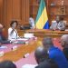 Ali Bongo reçoit le rapport de la commission sur l'île Mbanié