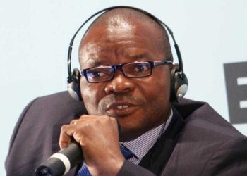Marc Onan Essangui rappelle à Lee White qu'il est mieux qu'il démissionne face au scandale de corruption qui a conduit Ghislain Moussavou à sans famille
