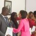 Ici la Première dame Syvia Bongo Ondimba rendant hommage aux employés de la FSBO décorés