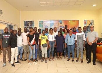 Comilog offre des formations gratuites aux jeunes de Moanda dans le numérique