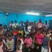 L'évêque Nadia Jocktane lors de l'apport du sourire aux enfants de S.O.S Mwana