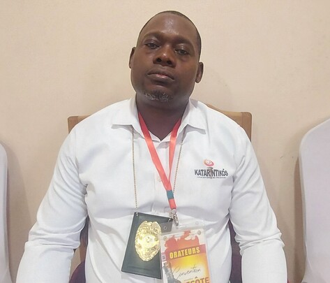Pasteur Armand Moussounda, l'hôte de la Convention de trois jours du CMC Owendo 