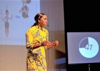 Elina Maroussia Ango Obiang vainqueur du 1er prix du Concours Ma thèse en 180 secondes