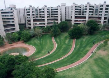 L'Université de Johannesburg, 2e meilleures universités africaines basée en Afrique du Sud, considérée aussi parmi meilleures au monde en taux d'employabilité de ses diplômés