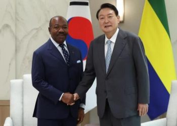 Ali Bongo et le président sud-coréen coréen Seok-youl.
