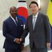 Ali Bongo et le président sud-coréen coréen Seok-youl.