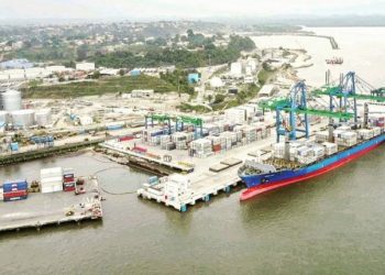 Ici, Owendo minéral port (OMP-GSEZ) à Owend