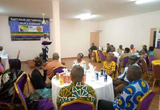 Le président du 7MP Joël Ngoueneni Ndzengouma s'exprimant à la soirée festive de la convention Mouila 2022